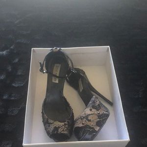 Steve Madden Black Lace Ankle Strap Platform Heels.